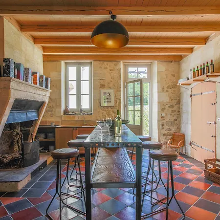 Chateau Des Etoiles * Samonac
